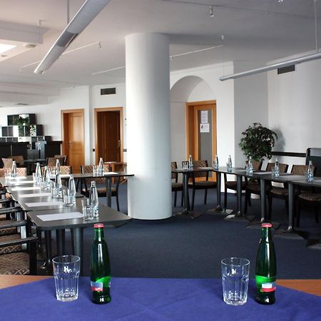 Hotel Theresia Kolín Екстериор снимка