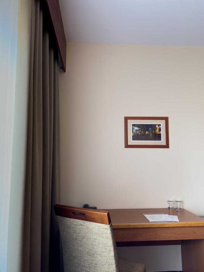 Hotel Theresia Kolín Екстериор снимка